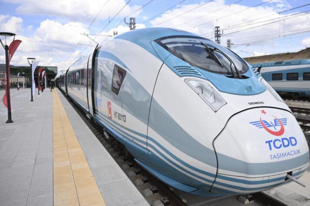 Türkiyes High Speed Train (YHT), operated by Turkish State Railways (TCDD), date and time undisclosed. (AA Photo)