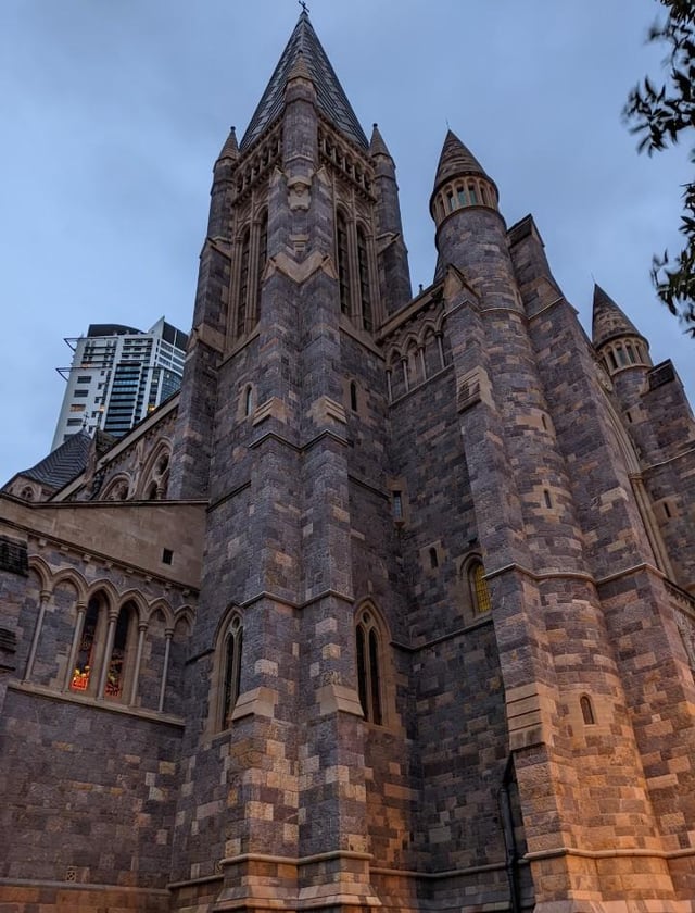 Brisbane Tuff, the rock that refuses to shut up, photos from around the city