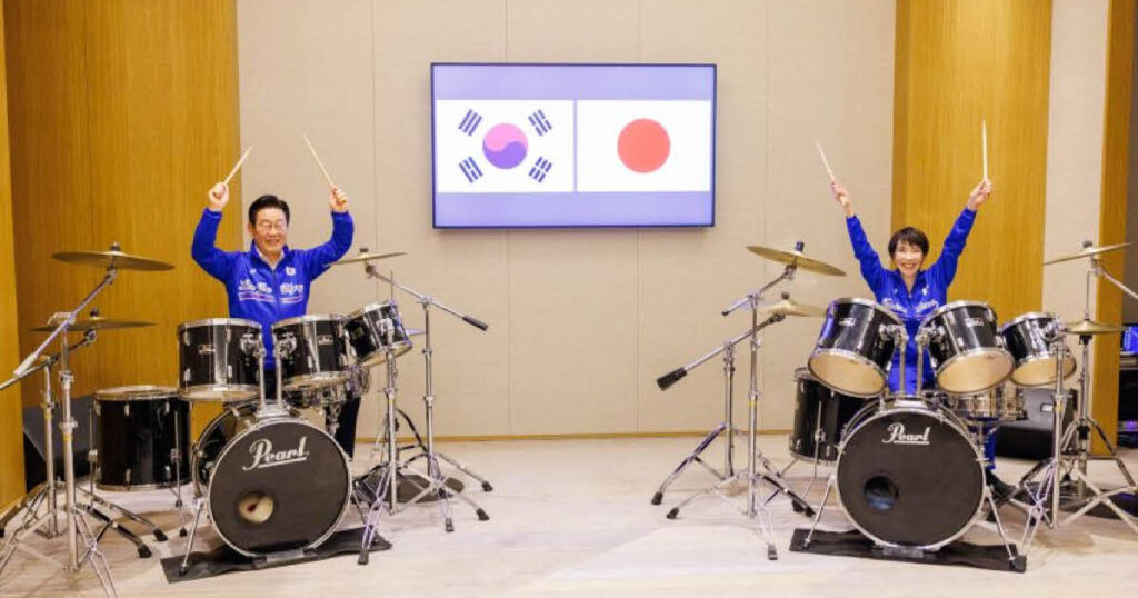 Leaders of Japan and South Korea Unite for K-Pop Drum Duet Leaders of Japan and South Korea Unite for K-Pop Drum Duet