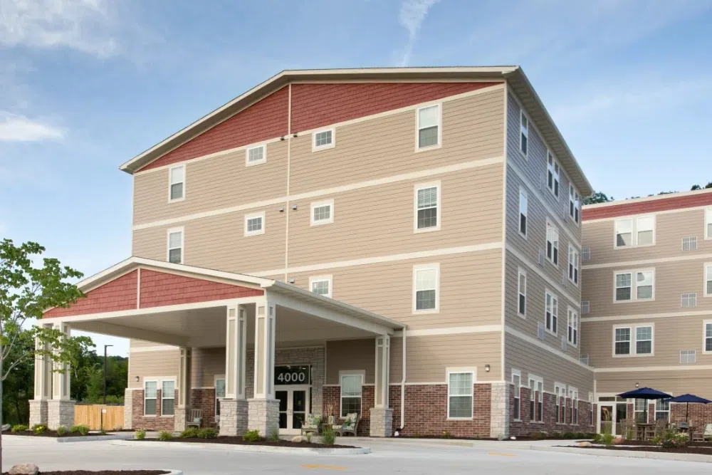 Economy, mold among issues leading to East Peoria senior living facility’s closure