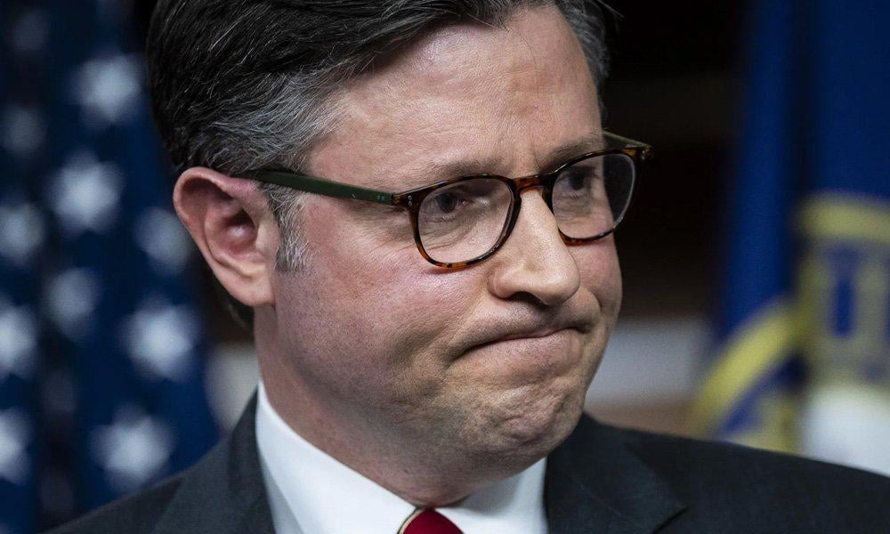 Republicans Forced to Pull The Plug on DHS Cash After Deadly ICE Shooting, And Democrats Make Them Blink