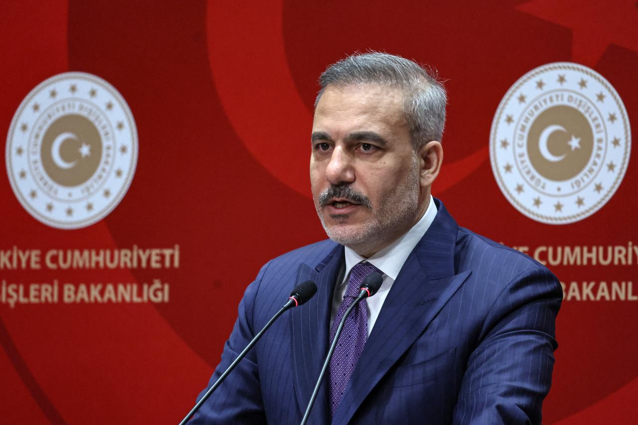 Türkiye calls on US to address Iran issues one by one