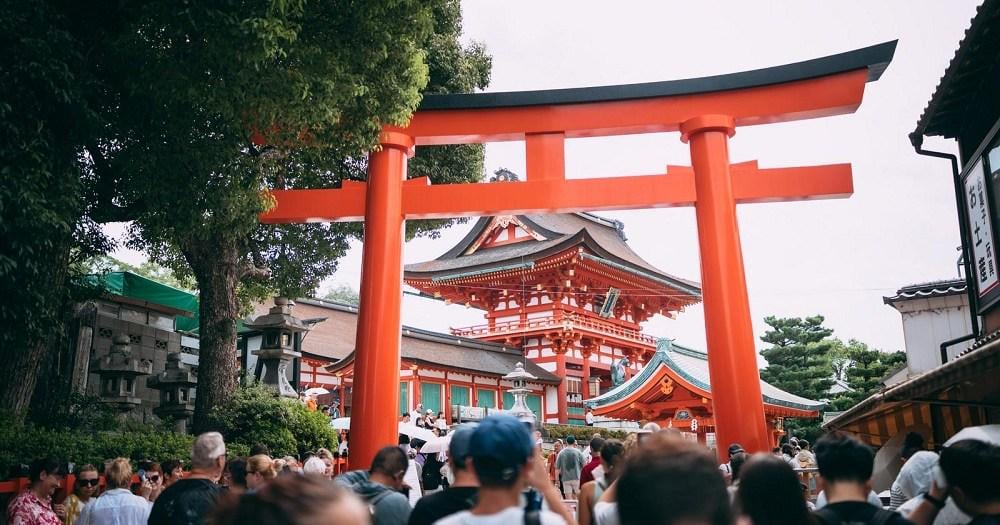 Japan’s foreign tourist numbers projected to fall for first time in years in 2026