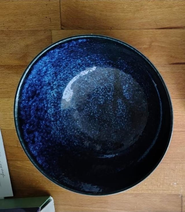 Do you know where I can buy a bowl in this style :(