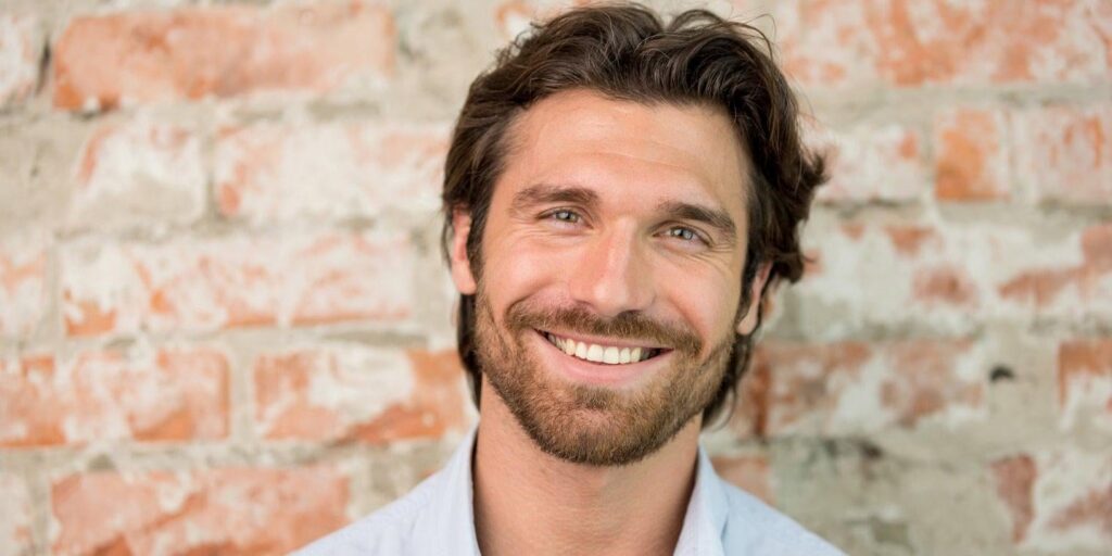 Women prefer masculine faces only when they appear safe. Findings indicate that while masculine facial features are often preferred, this preference vanishes if the face also communicates aggression.