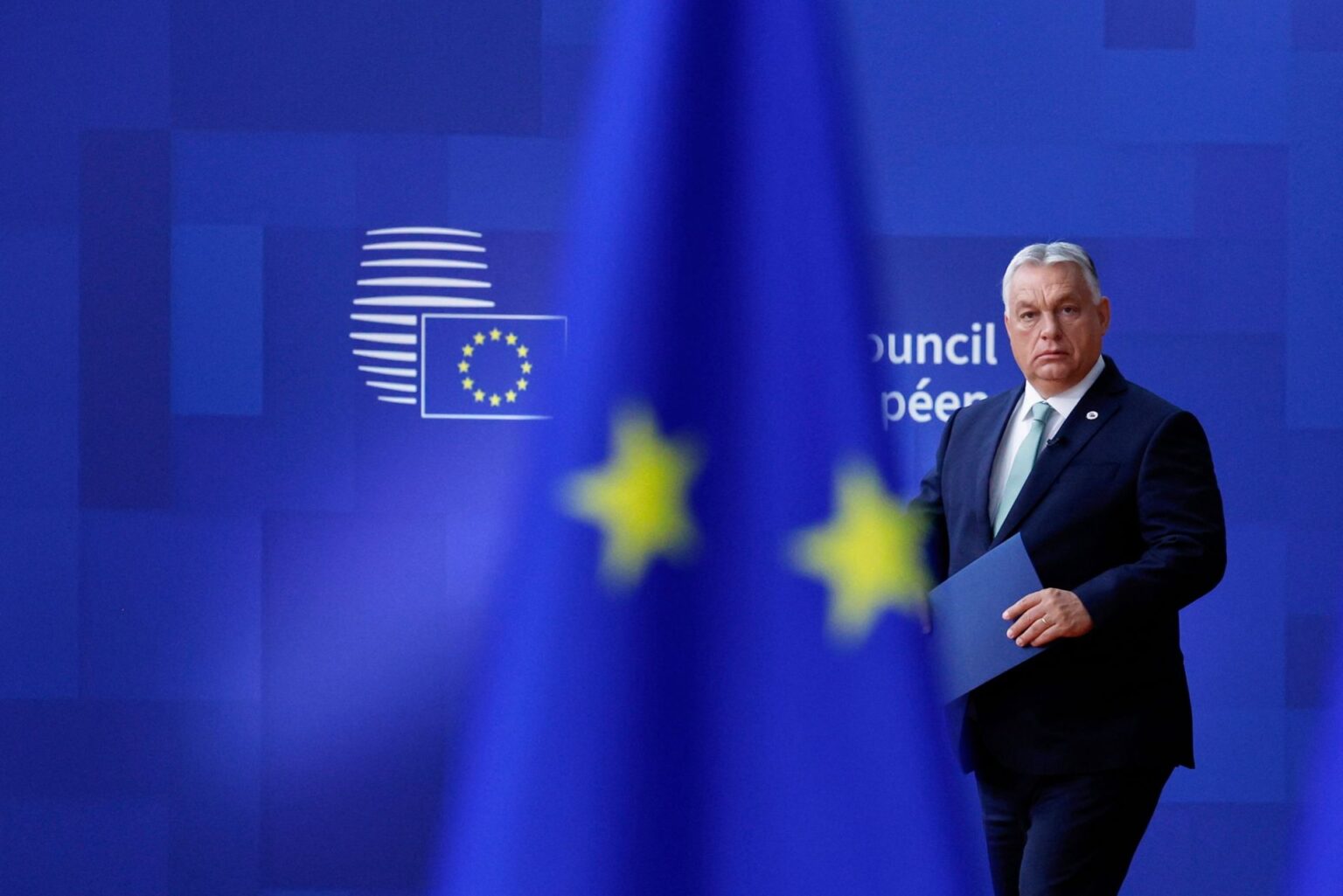 Hungary loses right to EU aid worth more than €1 billion Ungarns Ministerpräsident Viktor Orban trifft im Gebäude des Europäischen Rates in Brüssel zu einem EU-Gipfel ein. (zu dpa: «Ungarn verliert erneut Anspruch auf EU-Milliardenhilfe»)