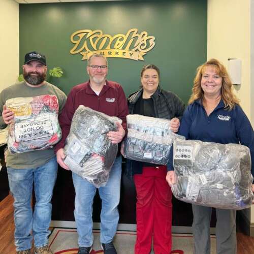 Koch’s Turkey Farm donates to shelter – Times News Online