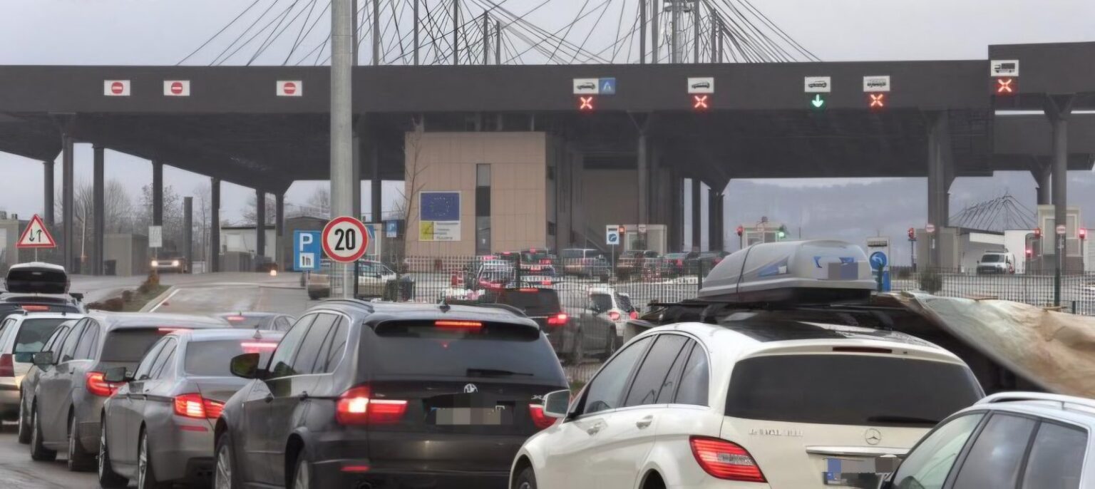Kosovo Phases In Enforcement of Traffic and Immigration Laws
