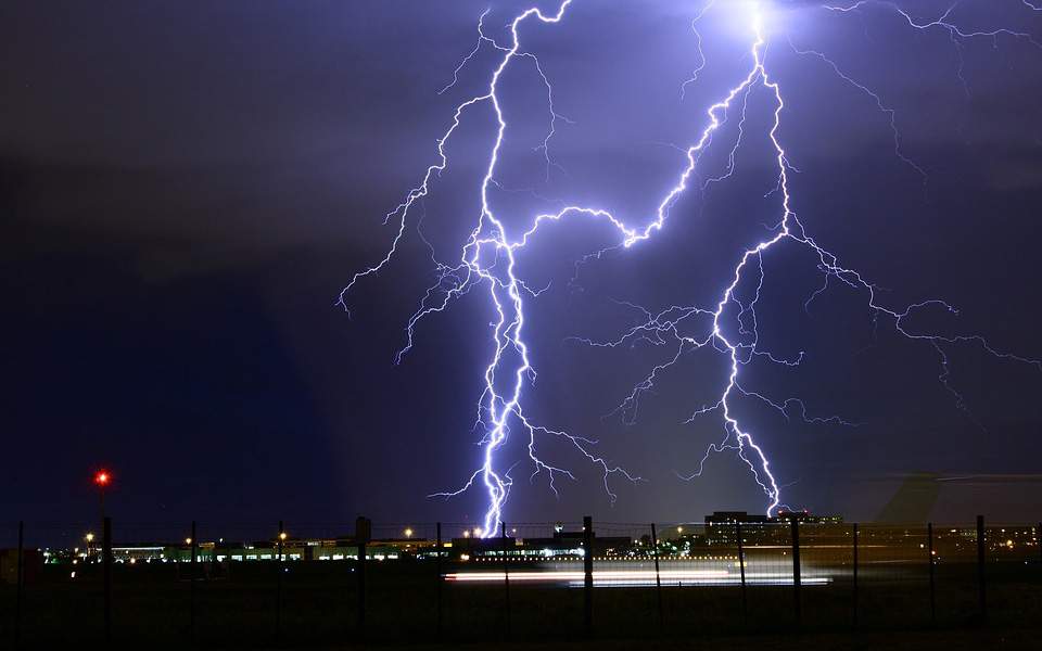 Red alert issued across Greece ahead of severe storms