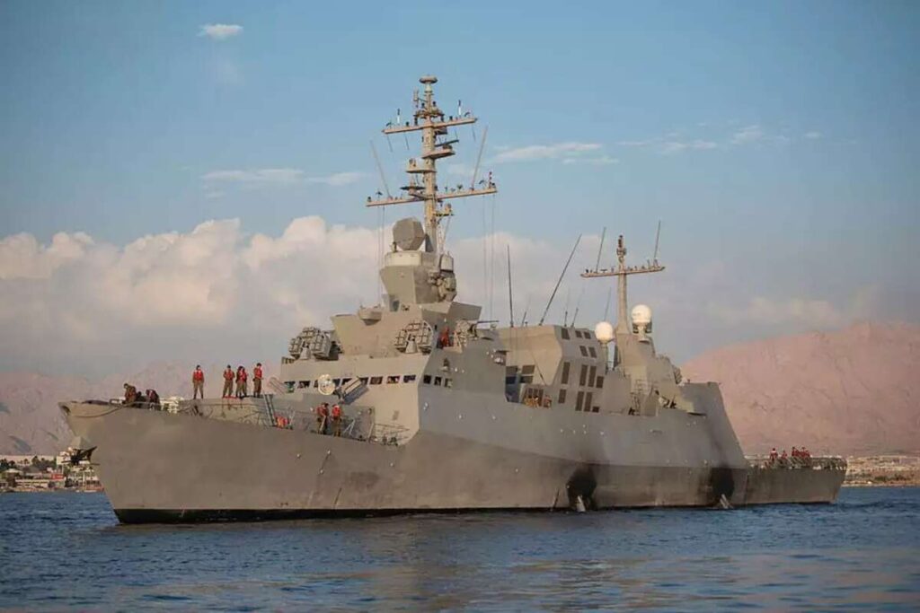 Egyptian vessel enters Israeli waters, Navy fires warning shots Egyptian vessel enters Israeli waters, Navy fires warning shots
