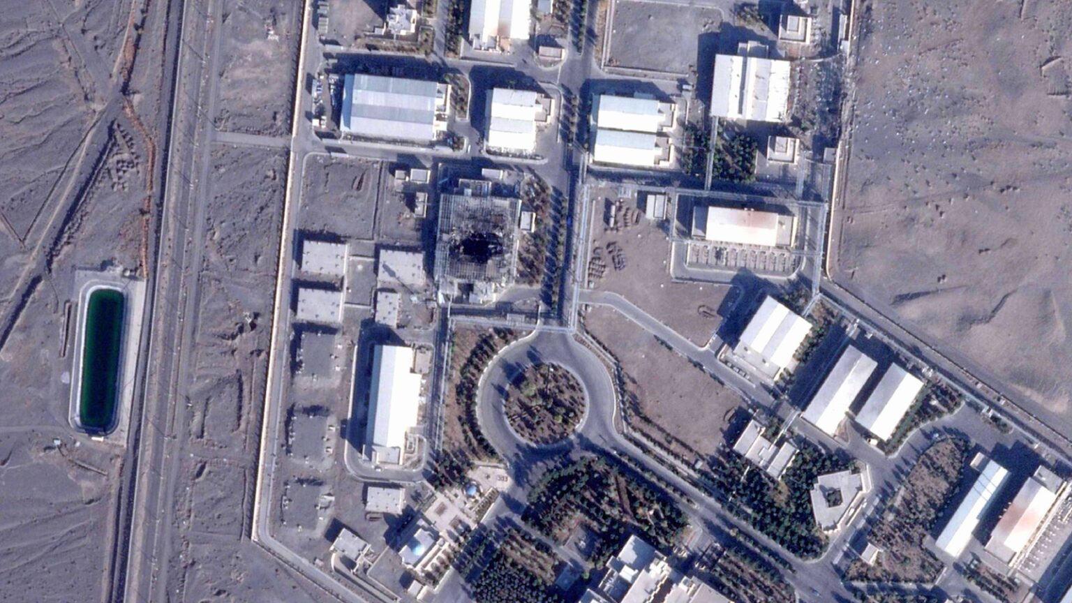 Satellite photos show activity at Iran nuclear sites as tensions rise over protest crackdown Satellite photos show activity at Iran nuclear sites as tensions rise over protest crackdown