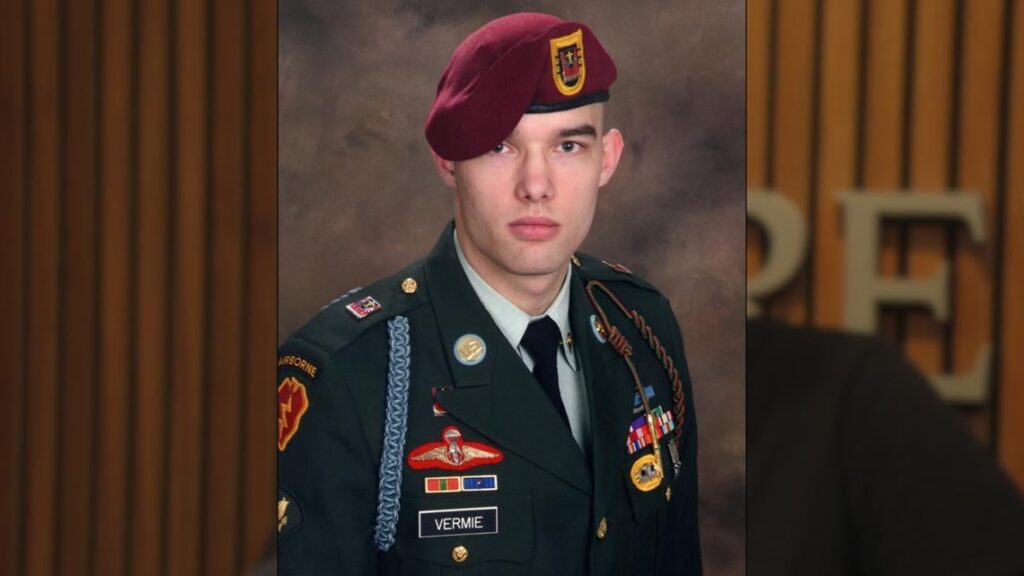 Army veteran says ICE agents detained him for hours without access to phone or his attorney