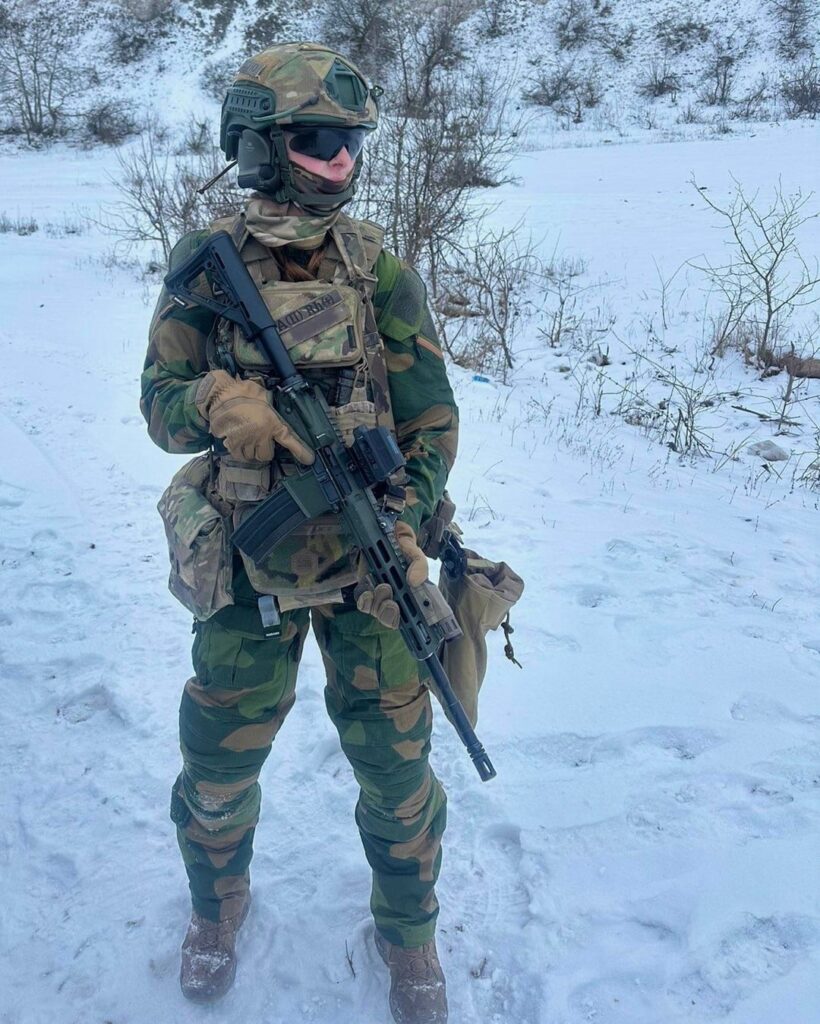 Dyveke from Ålesund, Norway. She has served as a medic in Ukraine. She works on the frontlines saving her comrades' lives at a Casualty Collection Point, sometimes just hundreds of meters from the frontlines.