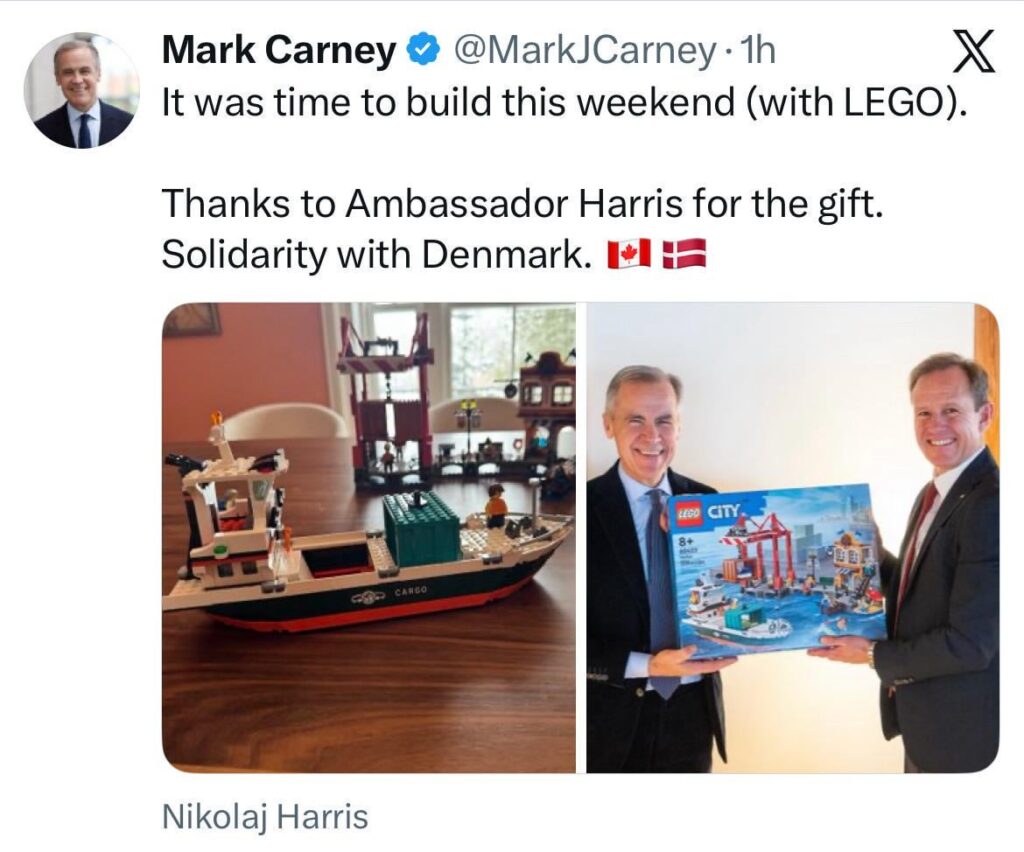 We are not quite at the same level of enthusiasm as when the Egyptian foreign minister got Lego from Løkke, but still a nice little picture