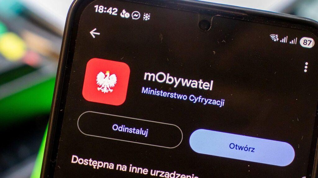 Age verification and access to social media. New mObywatela function