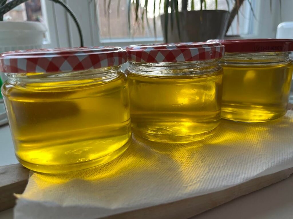 Clarified butter (ghee) Clarified butter (ghee)