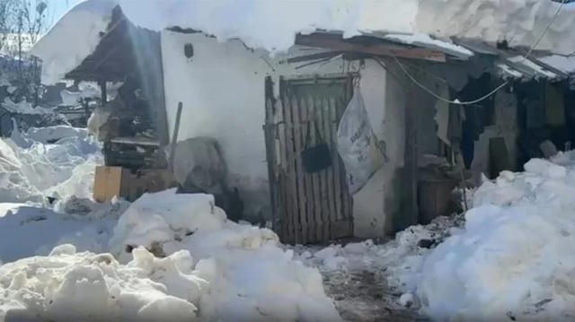 An 80-year-old woman living alone in Karabük was found frozen dead in her garden.
