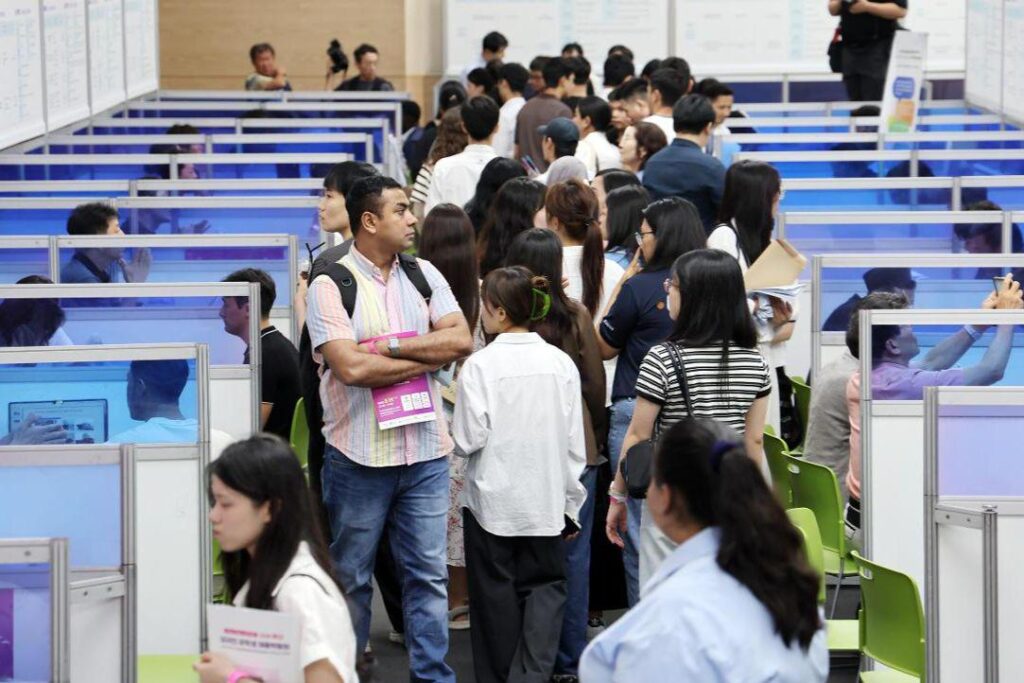 Foreign residents say Korea feels like ‘temporary home' - The Korea Times