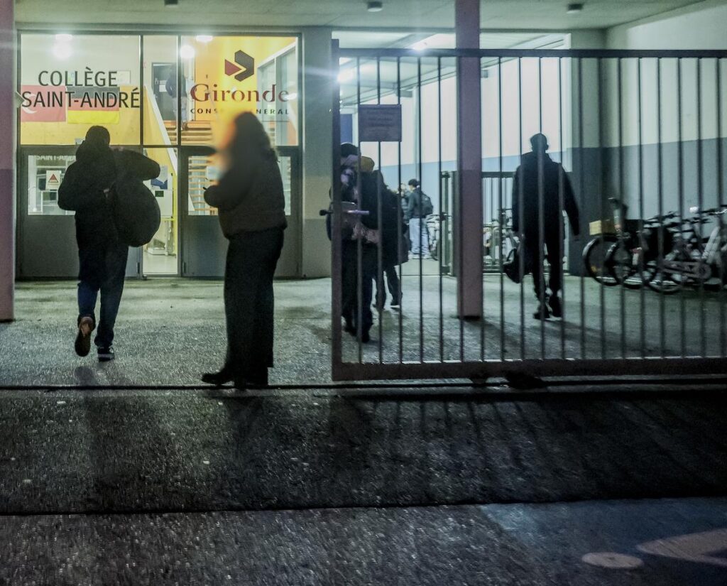 In Bordeaux, a far-right influencer invents fake news and causes a stir in a college