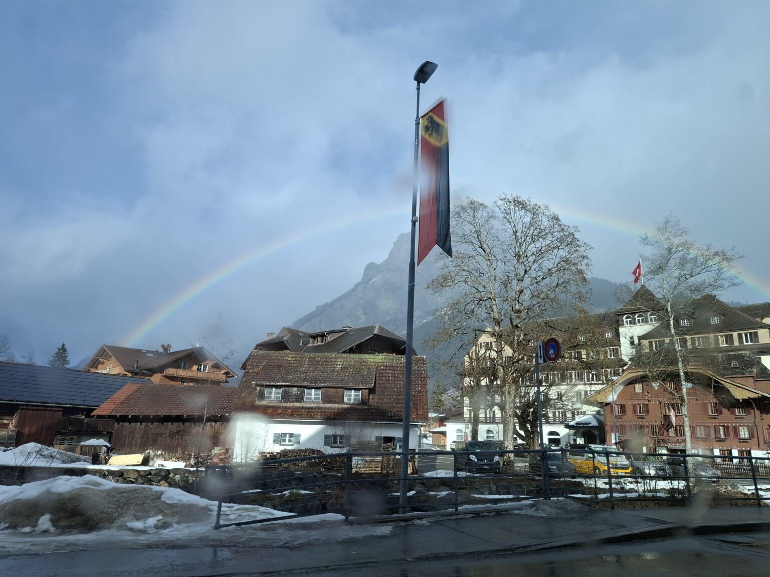Whole rainbow in kandersteg today!!!