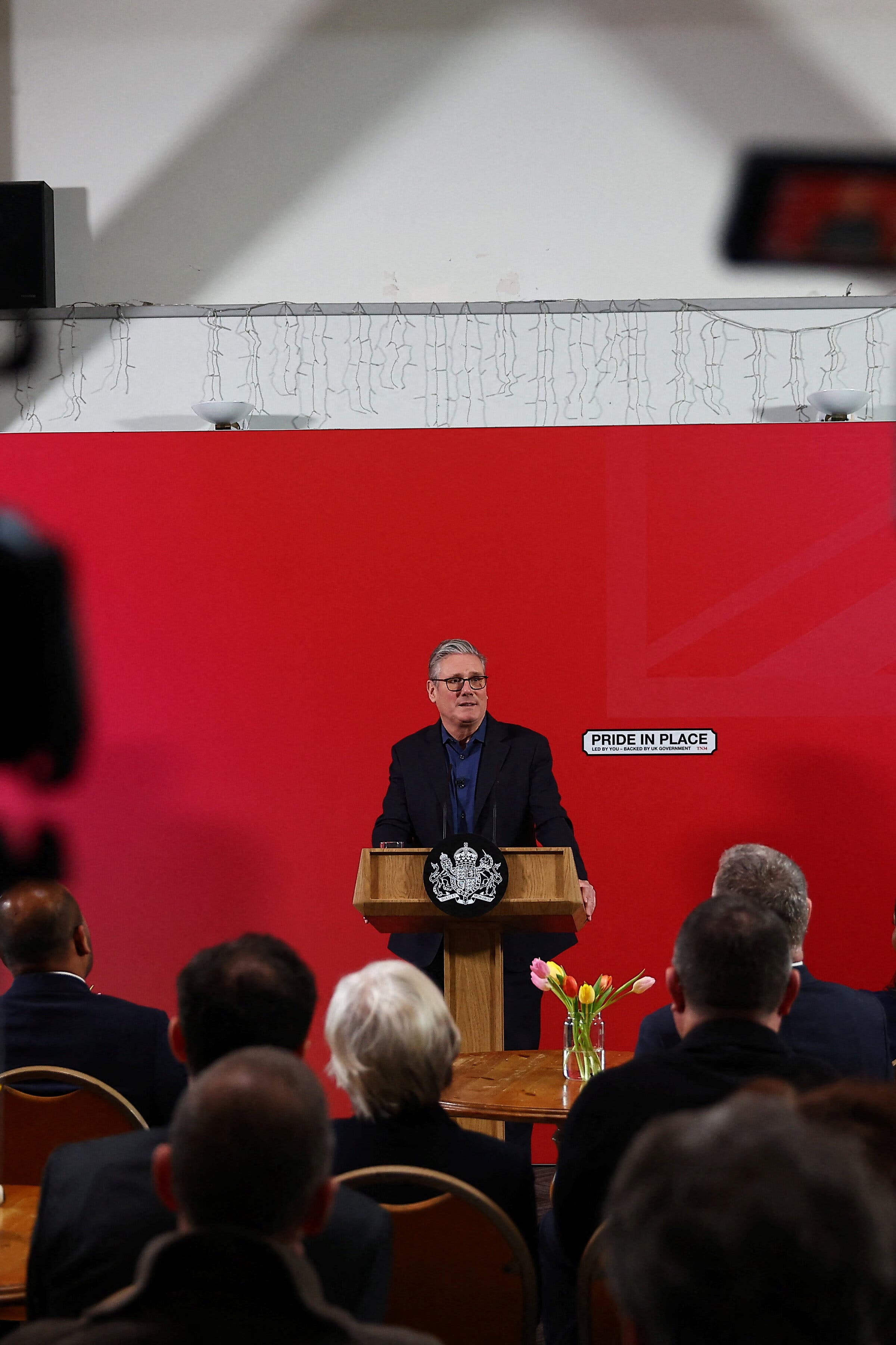 Starmer Pressured to Resign Over Ambassador’s Ties to Epstein