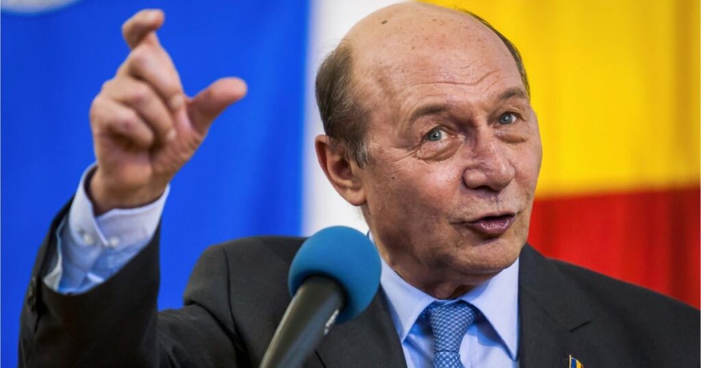 Băsescu intervenes in the scandal in the coalition: "Grindeanu opens his mouth, and Bolojan brings money to the country"
