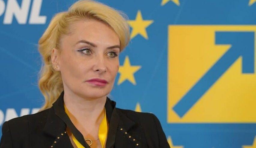 SOURCES Lawyer Adriana Georgescu, caught in the act when she received 60,000 euros, is admitted to the University Hospital / She would have fallen into the detention room