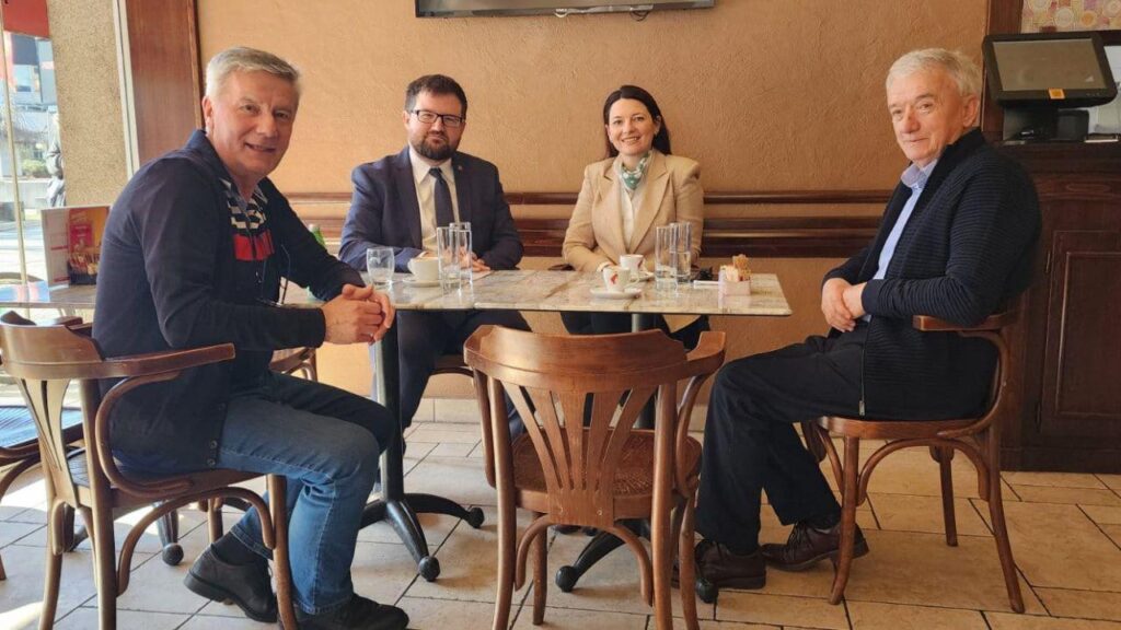Serbian restaurant owner pays homage to Polish doctor
