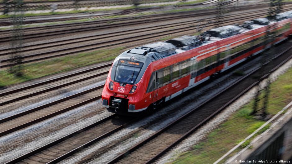 Germany: Train conductor dies after attack by passenger