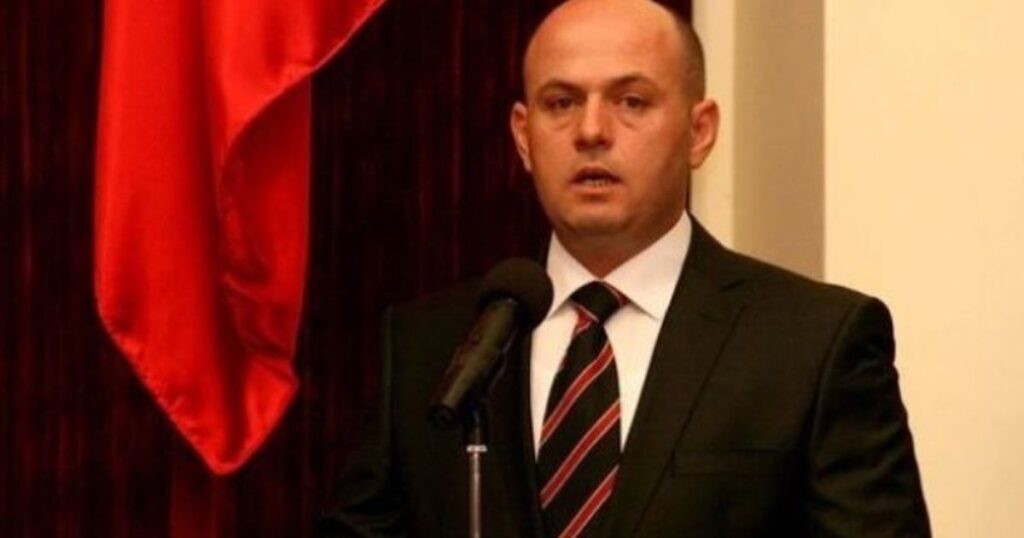 I have no plans to become president of Kosovo