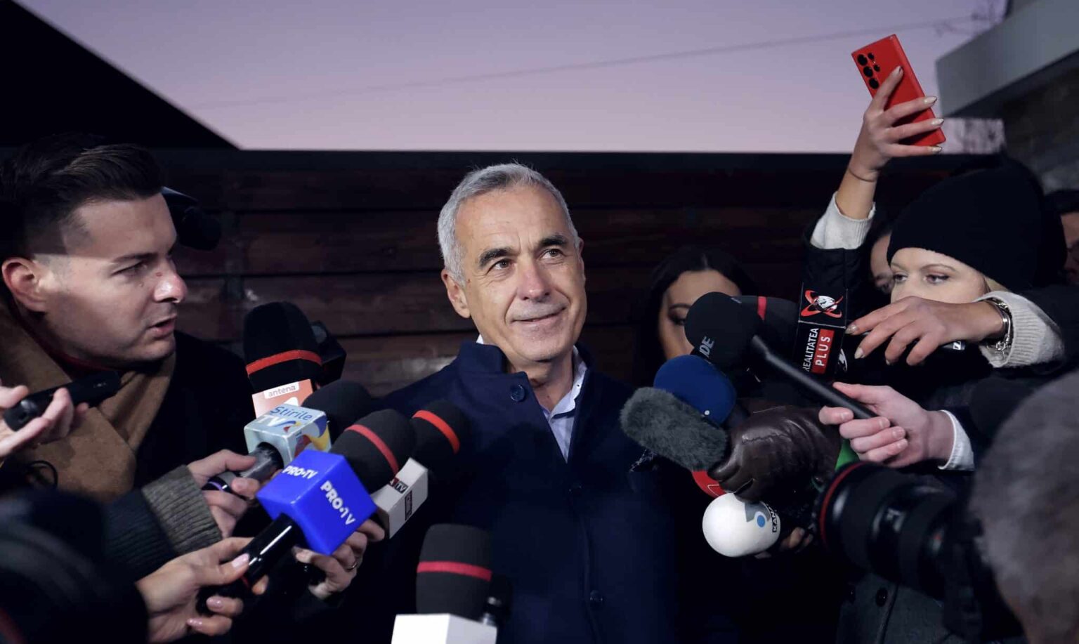 Trial of Far-Right Romanian Former Presidential Candidate Set to Begin