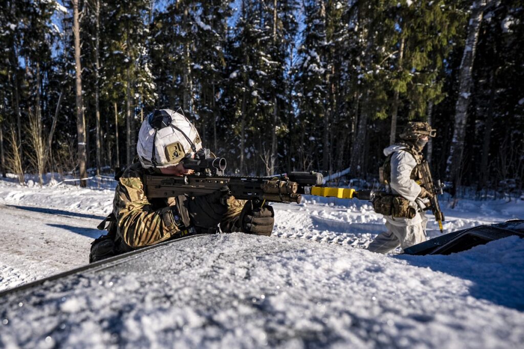 British troops tackle freezing temperatures and ‘chest-high’ snow near Russian border British troops tackle freezing temperatures and ‘chest-high’ snow near Russian border