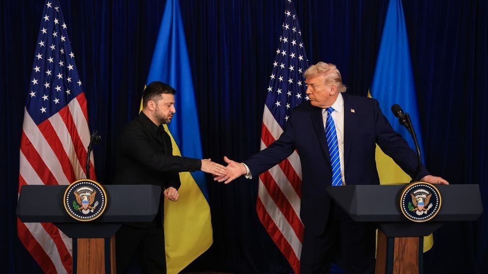 PALM BEACH, FLORIDA - DECEMBER 28: U.S. President Donald Trump and Ukrainian President Volodymyr Zelensky hold a press conference following their meeting at Trump’s Mar-a-Lago club on December 28, 2025 in Palm Beach, Florida. Trump invited Zelensky to his private club to work on the U.S. proposed peace plan to end the war in Ukraine as the conflict approaches four years since the sudden full-scale invasion by Russia on February 24, 2022. (Photo by Joe Raedle/Getty Images)