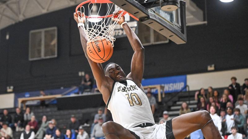 Harding Demolishes Tech to Conclude Home Stand