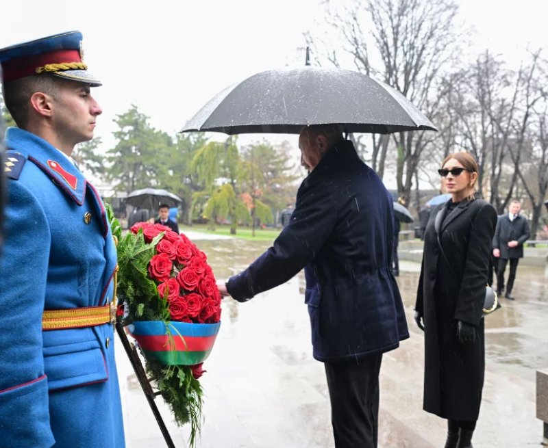 News about -  President Aliyev visits monuments to Azerbaijan's National Leader Heydar Aliyev, prominent Serbian writer in Belgrade  -PHOTO -VIDEO  