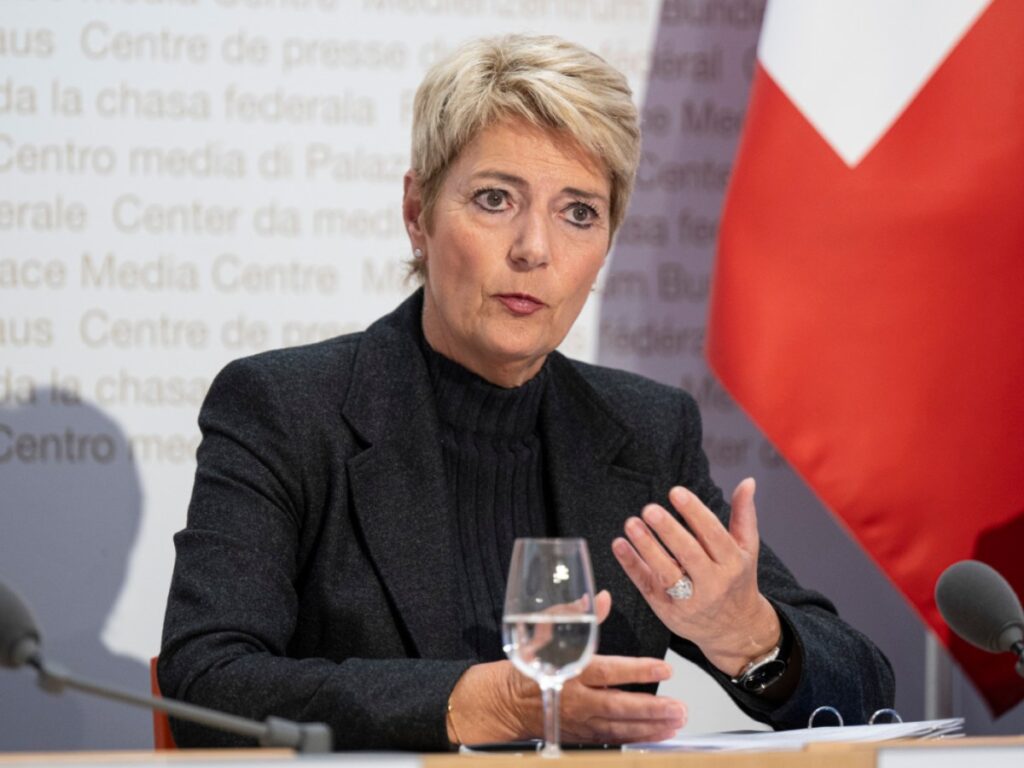 Swiss federal accounts close CHF1bn better than budgeted