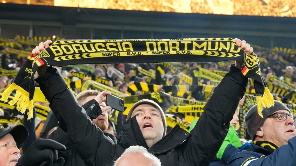 Dortmund criticizes police actions against fans going to Italy for Champions League match