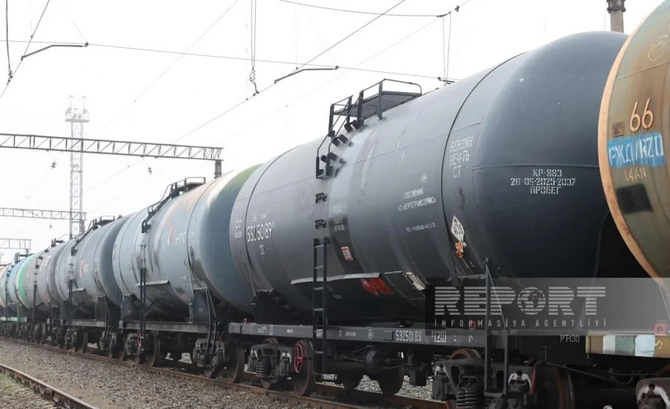 Azerbaijan sends a new batch of diesel fuel to Armenia | Baku.ws News Site Azerbaijan sends a new batch of diesel fuel to Armenia | Baku.ws News Site