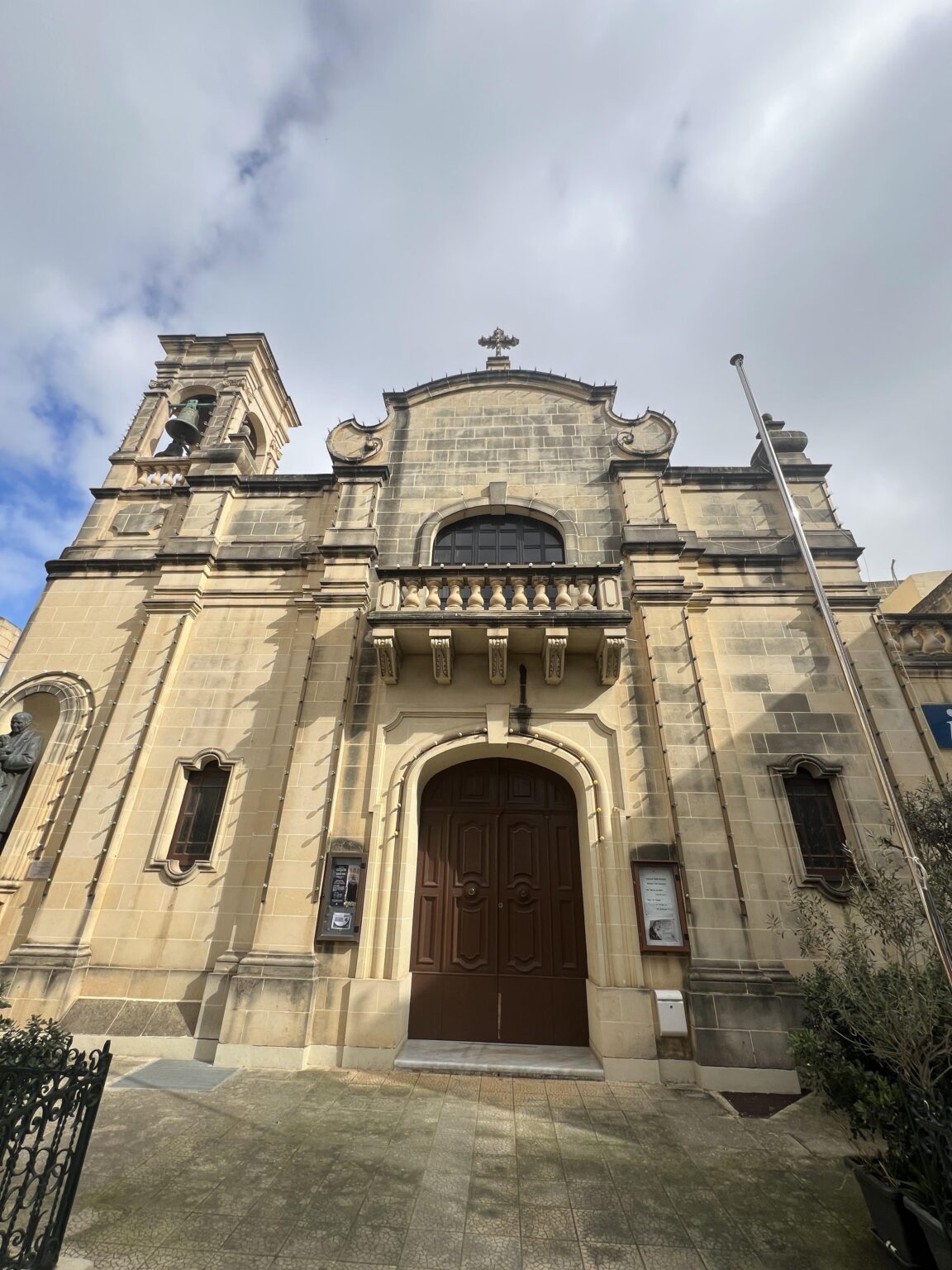 St. James on Gozo—interior pics?