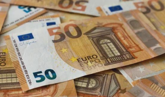 While Romania is mired in recession, the countries that have recently switched to the euro are enjoying rising economies