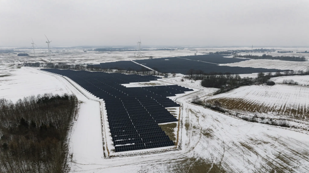 GOLDBECK SOLAR completed 90 MW PV & Wind hybrid project in Poland