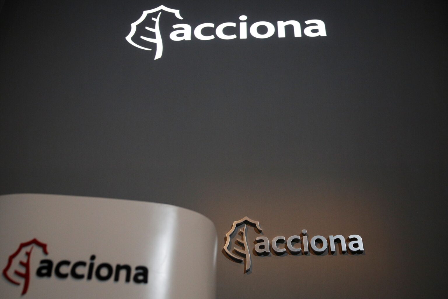 Spain's Acciona hires bank to examine options for energy business