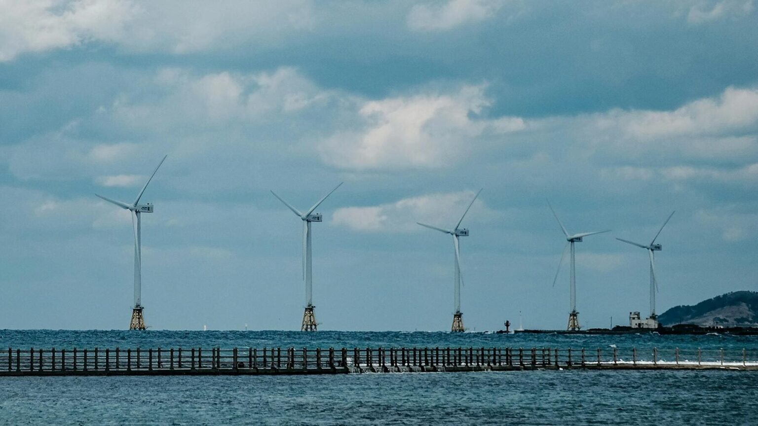 ENGIE finalizes project financing for Poland’s first utility-scale offshore wind development