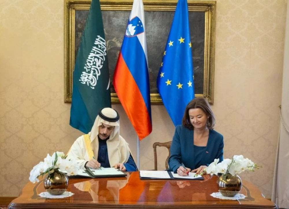 Saudi, Slovenian foreign ministers sign cooperation agreement in Ljubljana
