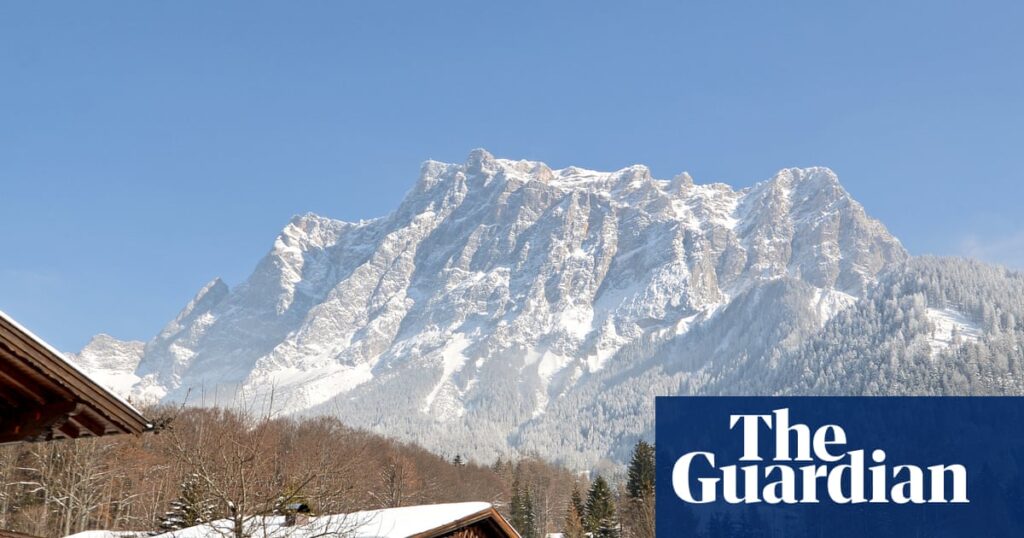 Less snow, or more risk? What you need to know about avalanches and climate change | Europe