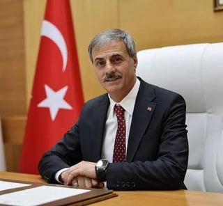 Sakarya Metropolitan Municipality Mayor Yusuf Alemdar's diploma was denied.