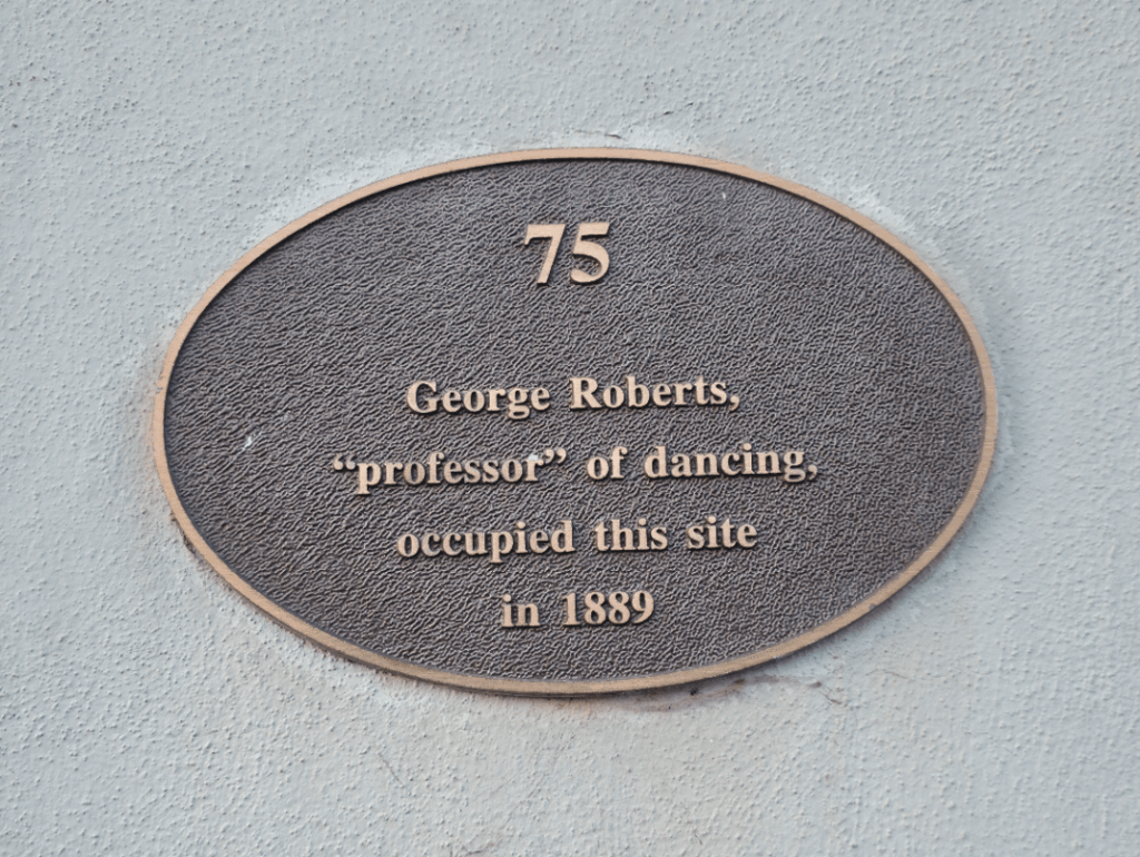 Bridge road historical plaques