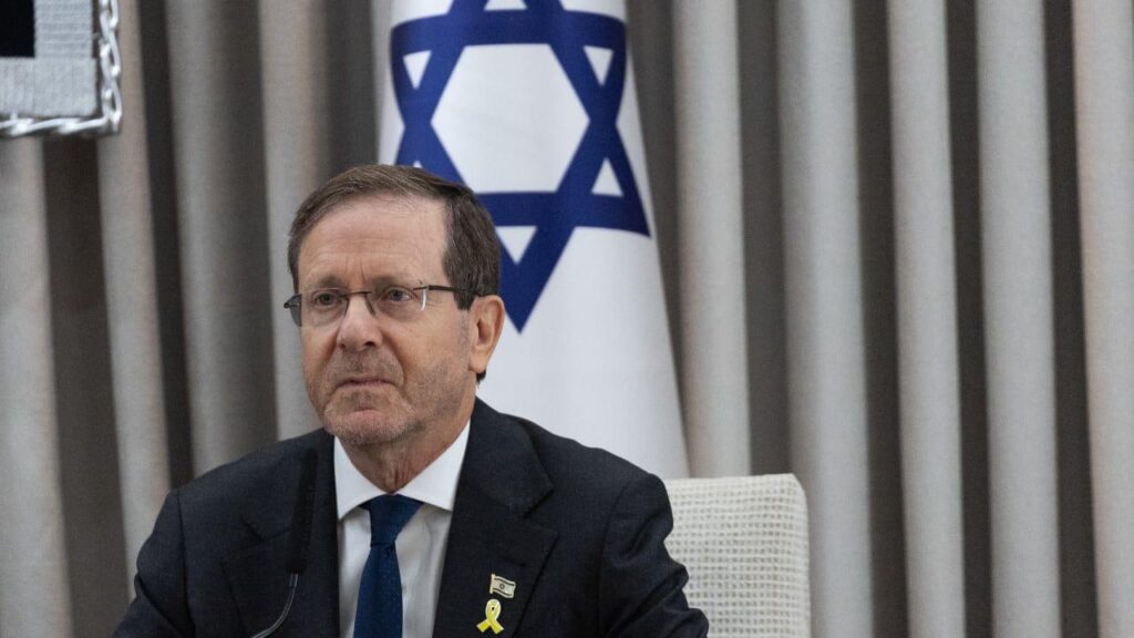 Herzog responds to Trump request for Netanyahu pardon: "To the best of my recollection, I am the president of Israel."