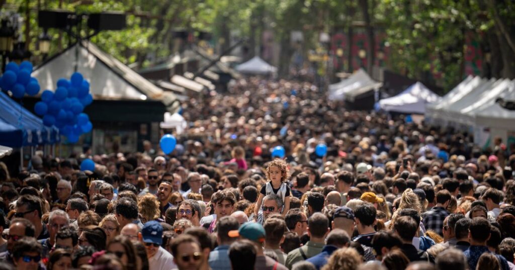 Spain sets a tourism record with 96.8 million foreign visitors in 2025 :: WRAL.com