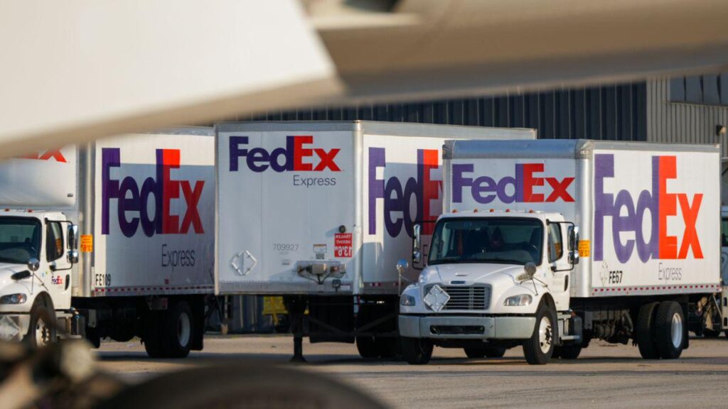 After Supreme Court decision - shipping giant FedEx is suing for reimbursement of Trump tariffs